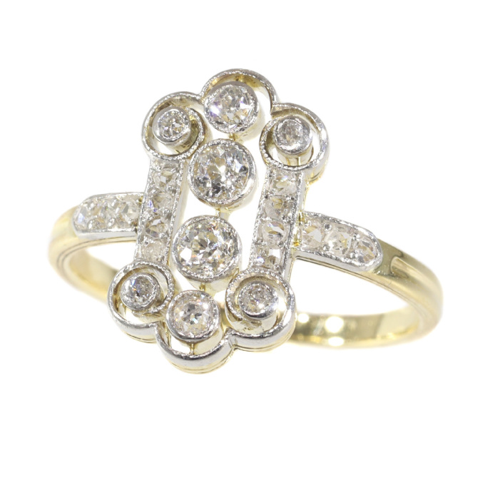 Vintage diamond Art Deco engagement ring by Artista Sconosciuto