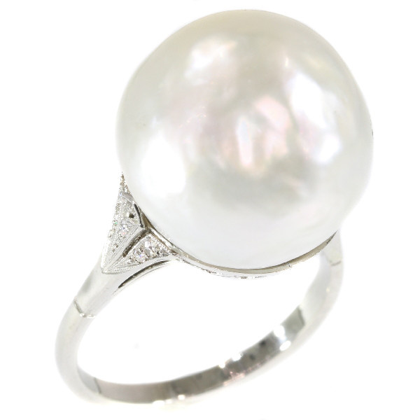 Platinum Art Deco ring with certified pearl and diamonds (ca. 1920) by Artista Desconhecido