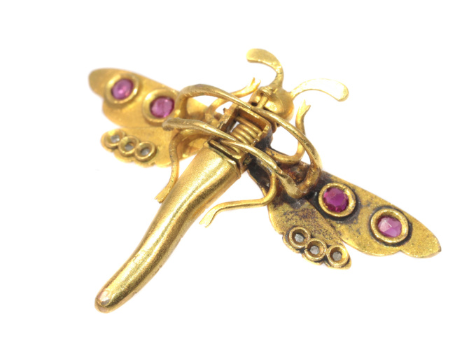 Antique Victorian hair clip brooch 18K gold dragonfly rose cut diamonds rubies by Artista Desconocido