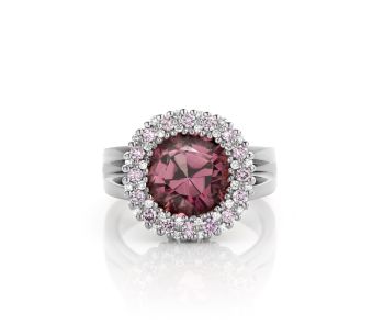 Witgouden ring met centraal Tourmalijn en erom heen roze en witte diamanten by Vincent Cober