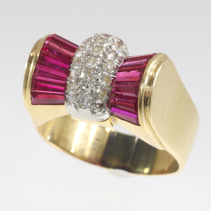 Strong design vintage Retro bow tie ring with rubies and diamonds by Onbekende Kunstenaar