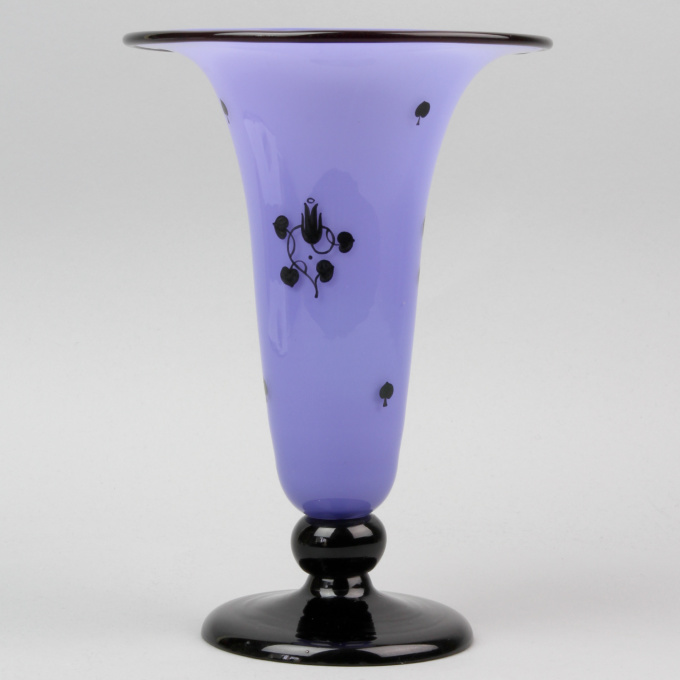 Lilac Vase by Artista Desconhecido