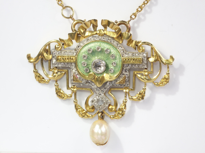 Vintage Belle Epoque brooch and pendant on chain enameled set with 109 diamonds by Artiste Inconnu