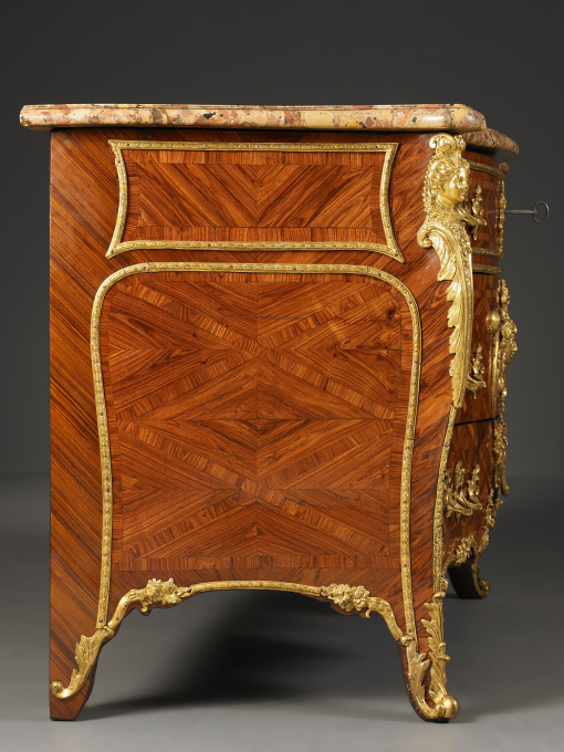 A Magnificent Ormolu Mounted French Régence Commode by Etienne Doirat