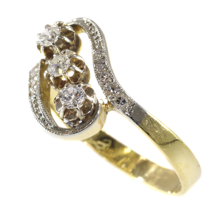 Elegant Belle Epoque diamond ring by Onbekende Kunstenaar