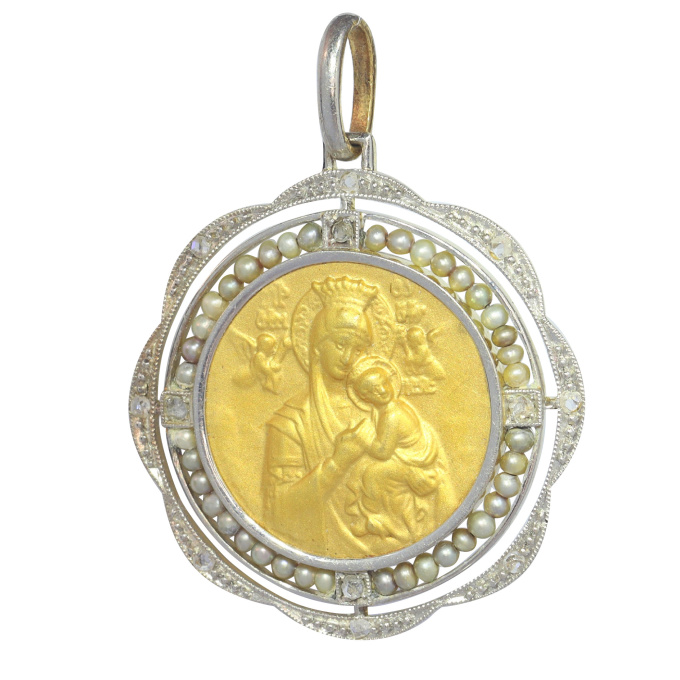 Vintage antique 1910's Edwardian - Art Deco 18K gold medal set with diamonds and pearls Mother Mary Our Lady of Perpetual Help by Artista Desconocido