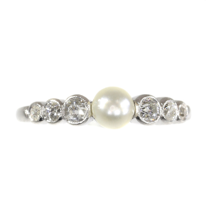 Art Deco diamond and pearl ring by Artista Sconosciuto