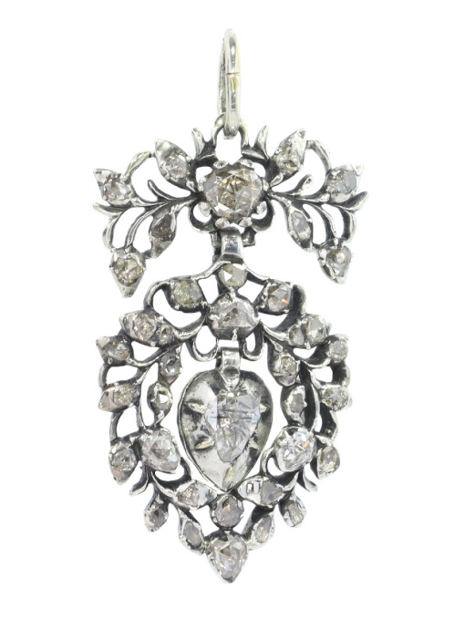 Antique Flemish diamond heart pendant circa 1700 by Artista Desconocido