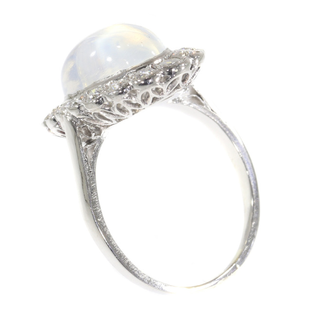 Vintage platinum diamond ring with magnificent moonstone by Artiste Inconnu