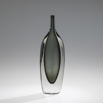 Nils Landberg – A unique handblown grey-green and clear glass Art-object – Orrefors, Sweden 1956 by Nils Landberg