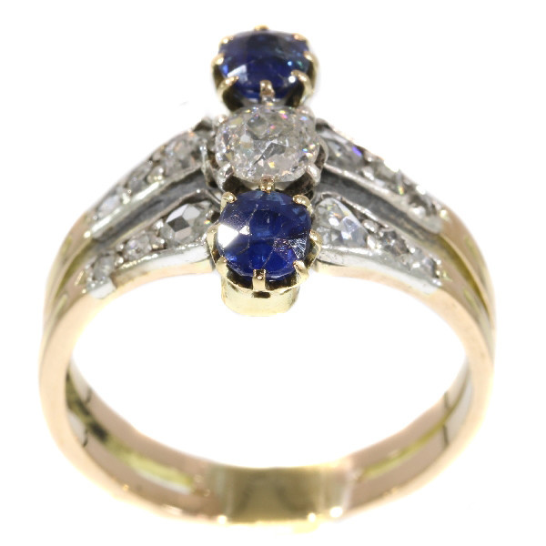 Antique Victorian ring with diamonds and sapphires by Unbekannter Künstler
