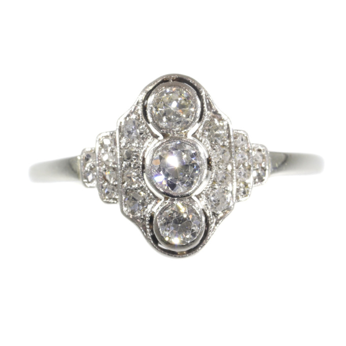 Vintage Art Deco Interbellum diamond engagement ring by Artista Sconosciuto
