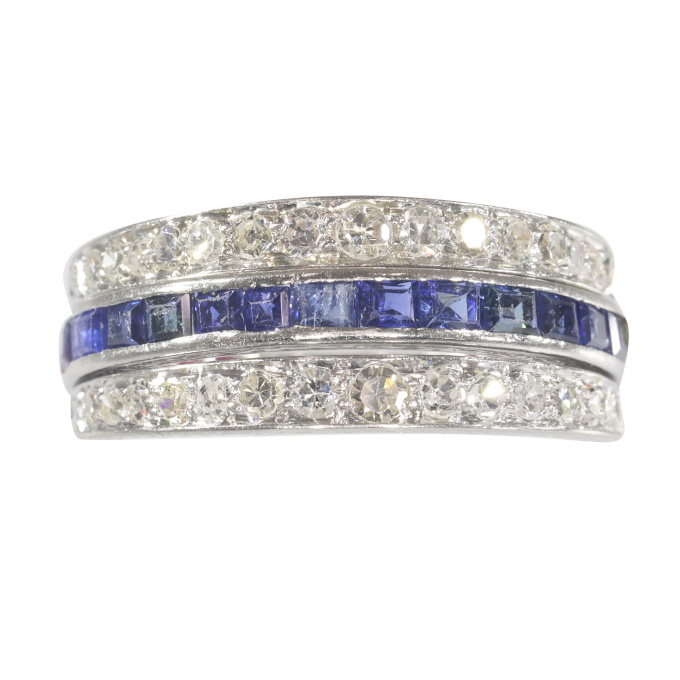 Magnificent eternity band with rubies and sapphires and hinged diamond parts by Onbekende Kunstenaar