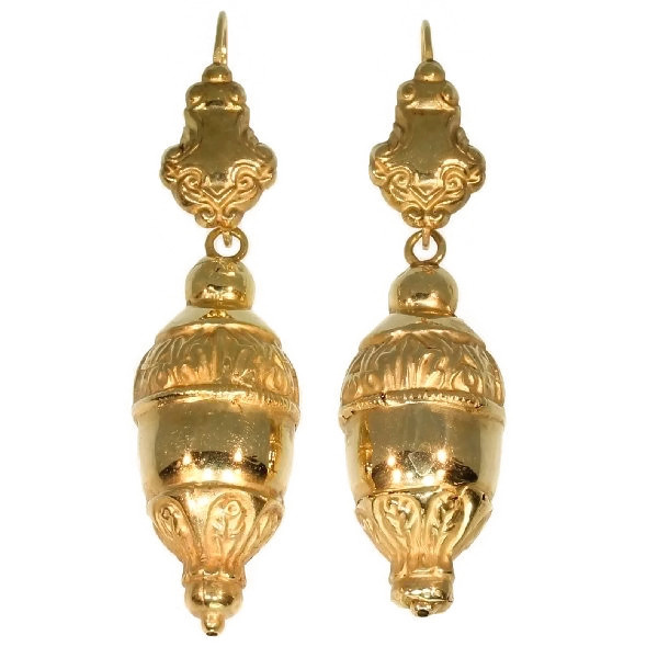 Victorian 18kt red gold dangle earrings, acorn motifs by Artista Sconosciuto