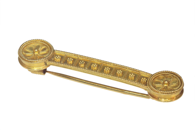 Vintage antique 19th Century 18K gold bar brooch decorated with gold granulation by Unknown artist