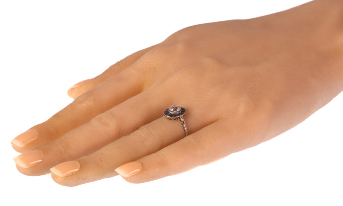 Vintage Art Deco platinum diamond sapphire engagement ring by Onbekende Kunstenaar