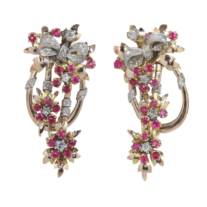 Vintage 1950's Retro pendent earrings with diamonds and rubies by Artista Desconocido