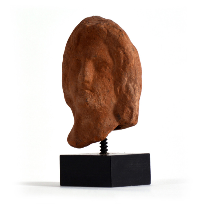  A Roman-Egyptian terracotta head of Alexander the Great, - by Unbekannter Künstler