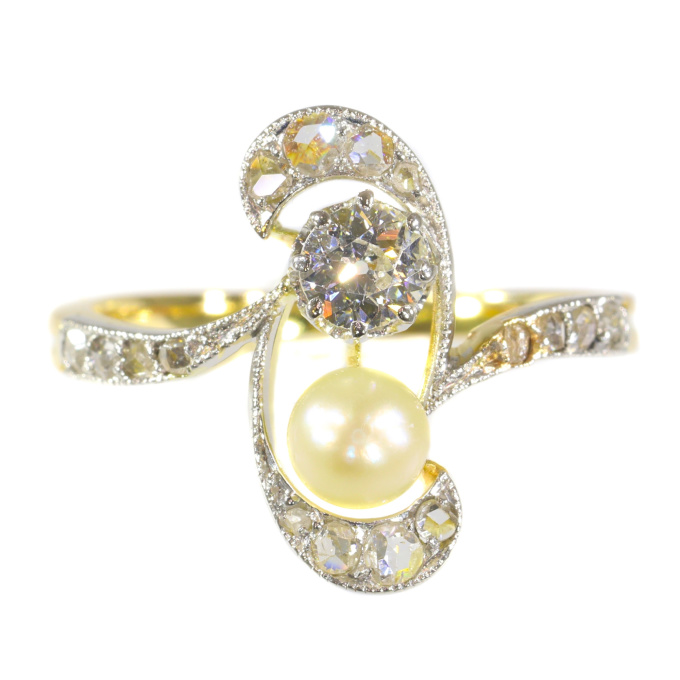 Original Art Nouveau diamond and pearl engagement ring by Artista Sconosciuto