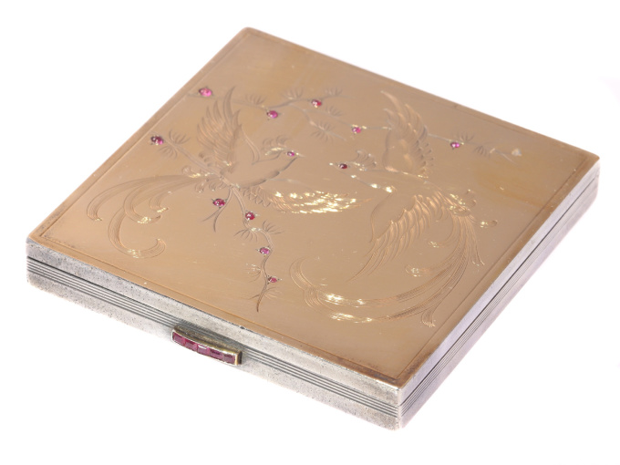 French silver nose powder box with interior mirror and gold and rubies decoration of birds of paradise by Artista Sconosciuto