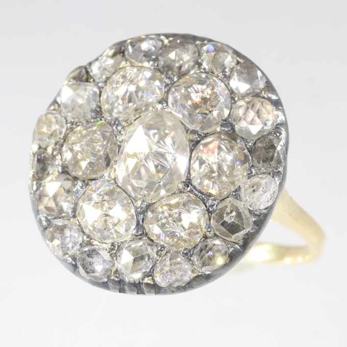 Vintage 18th century antique Georgian diamond cluster ring by Onbekende Kunstenaar