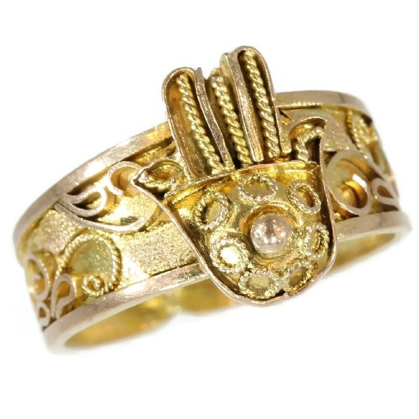 Antique ring from empire era gold filigree hand of fatima by Artista Desconhecido