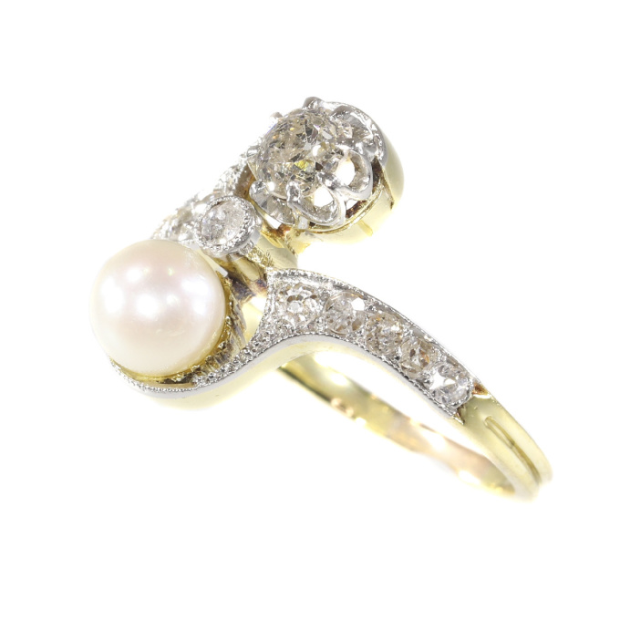 Belle Epoque diamond and pearl engagement ring model toi et moi by Artista Sconosciuto