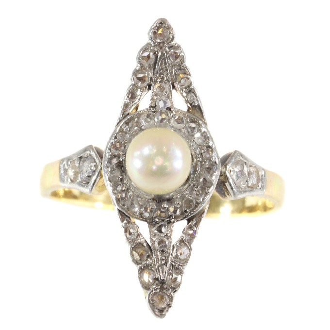 Late Victorian rose cut diamonds ring with pearl by Artiste Inconnu