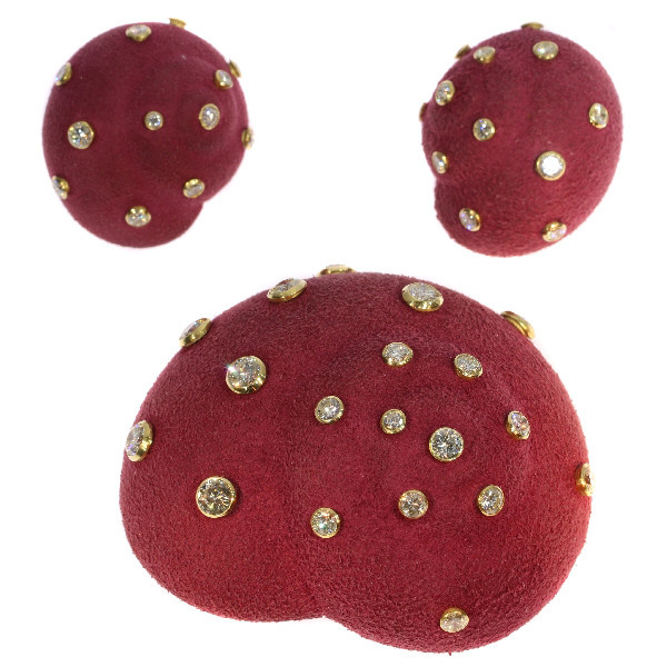 Iconical Sixties Christian Dior suede covered brooch earrings 6.74 crt diamonds by Christian Dior