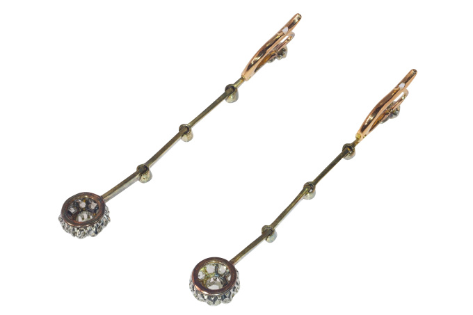 Vintage antique extra long pendent diamond earrings by Onbekende Kunstenaar