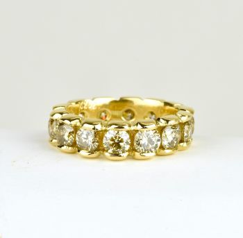 Bloemring met rondom bruine en champagne kleurige diamanten gemaakt in18k goud by Mary van der Sluis
