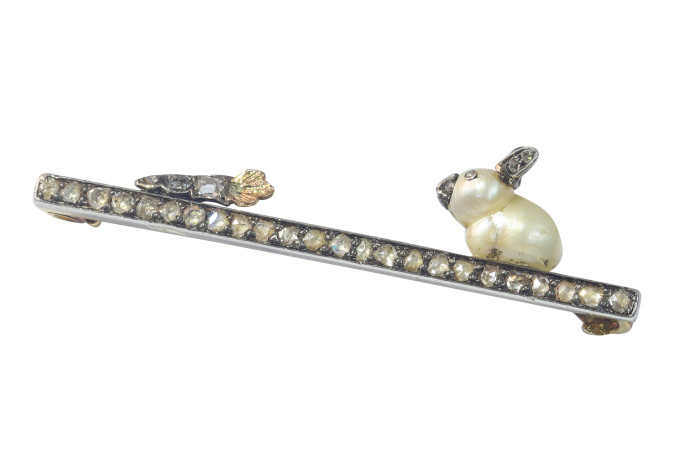 Late Victorian amusing diamond and pearl jewel - a true one carrot diamond brooch by Unknown artist