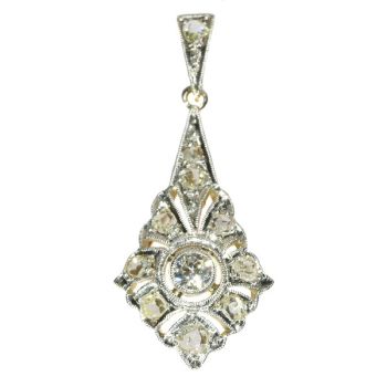 Diamond Art Deco pendant by Artista Desconocido