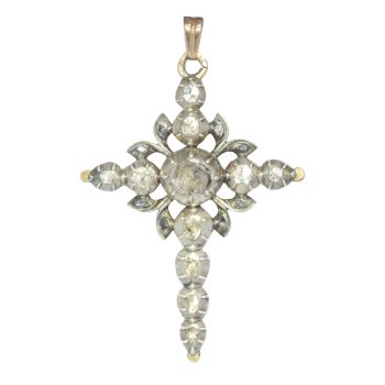 Vintage antique Victorian diamond rose cut cross pendant with large rose cut diamond in its center by Unbekannter Künstler