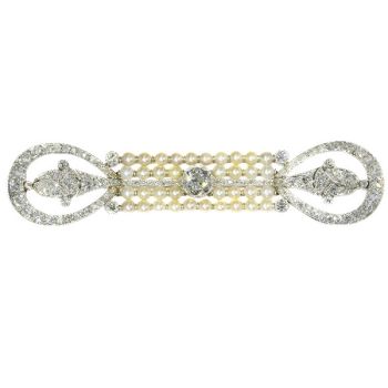Elegant platinum diamonds and pearls Art Deco Belle Epoque brooch by Artista Desconocido