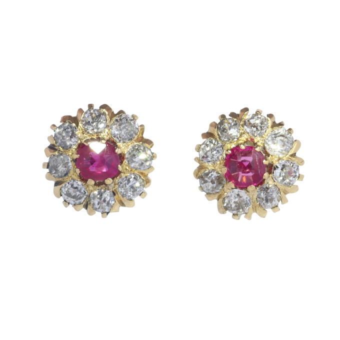 Antique Victorian antique diamond earstuds with natural rubies by Artista Sconosciuto