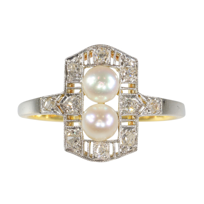 Vintage 1920's Edwardian Art Deco diamond and pearl engagement ring by Artista Sconosciuto
