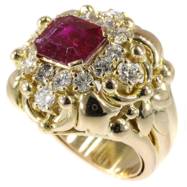 Wolfers made vintage Fifties diamond ring with large 3.40 crt untreated natural ruby by Unknown artist