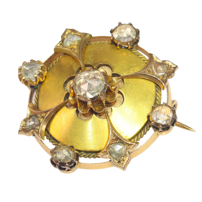 Vintage antique Victorian 18K gold brooch with rose cut diamonds by Artiste Inconnu