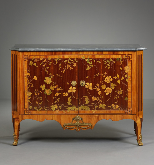 A Dutch Transition Commode with Marquetry by Artista Desconocido