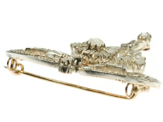Art Nouveau diamond brooch pendant by Artiste Inconnu