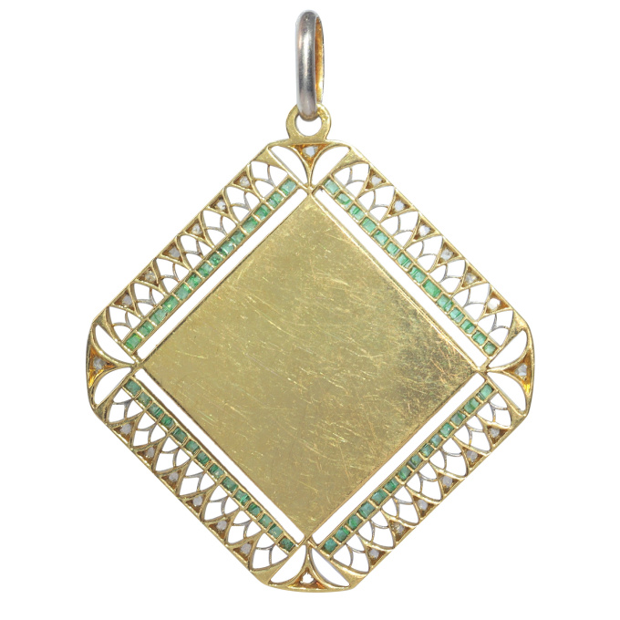 Vintage 1910's Edwardian - Art Deco diamond and emerald medal pendant Mother Mary Queen of Angels by Artista Desconocido