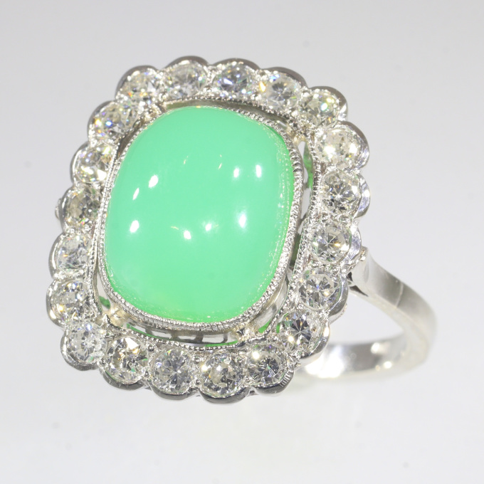 Vintage Fifties diamond and chrysoprase platinum engagement ring by Unbekannter Künstler