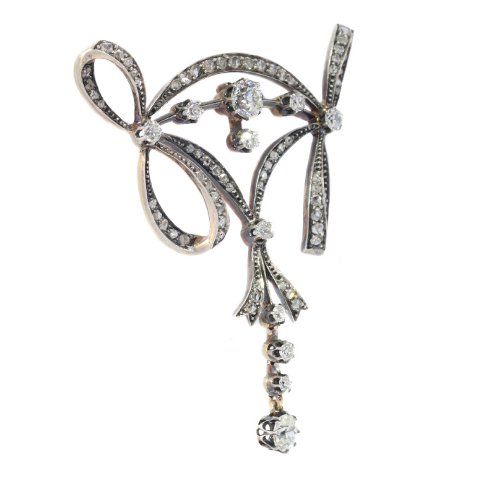 Most elegant Belle Epoque diamond pendant brooch by Artista Desconocido