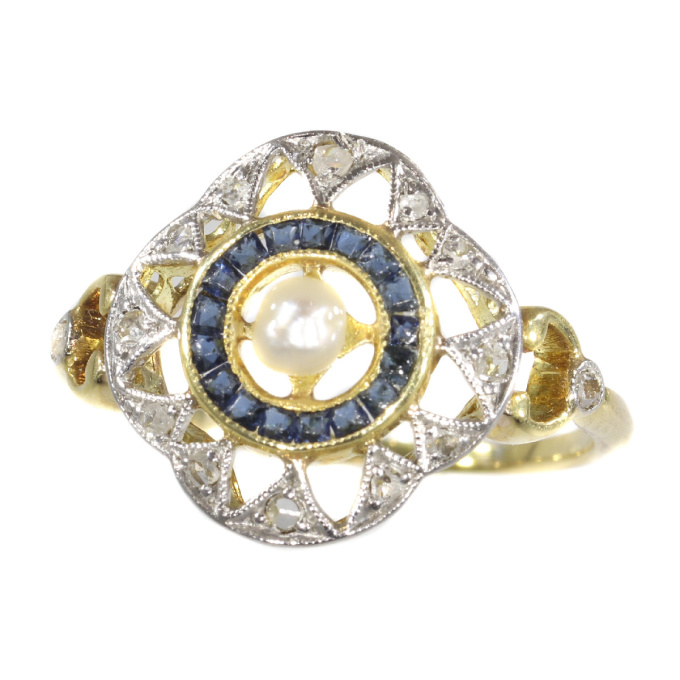 Art Deco - Belle Epoque ring with diamonds sapphires and a pearl by Onbekende Kunstenaar