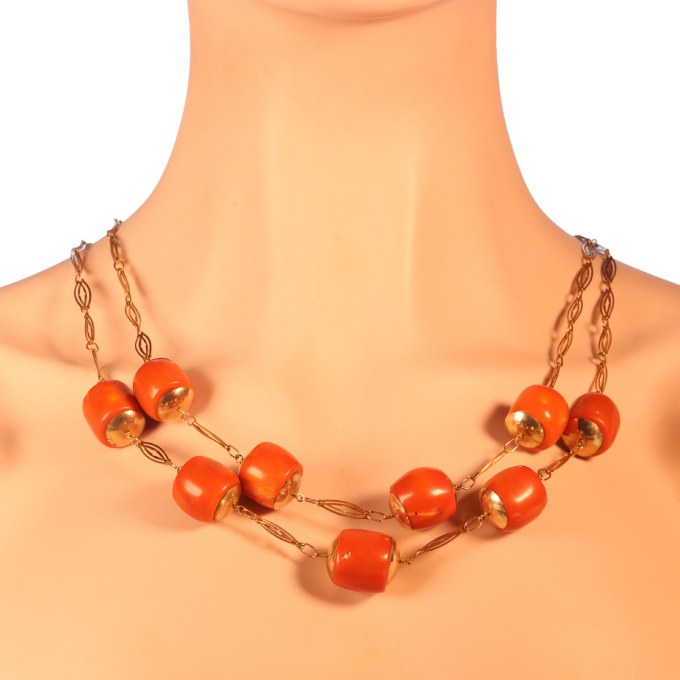 Antique 14K double row necklace with exceptional large coral beads by Artista Sconosciuto