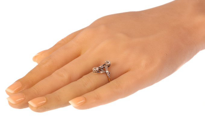 Vintage Belle Epoque diamond toi et moi engagement ring by Onbekende Kunstenaar