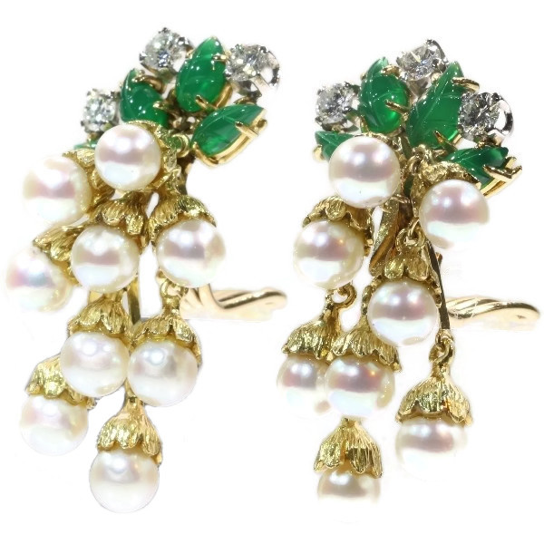 French estate gold and platinum diamond and pearl earrings with green leaves by Artista Desconocido