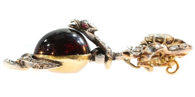 Early-Victorian diamond brooch-pendant medallion large heart shaped garnet cabochon snake anchor and bow by Unbekannter Künstler