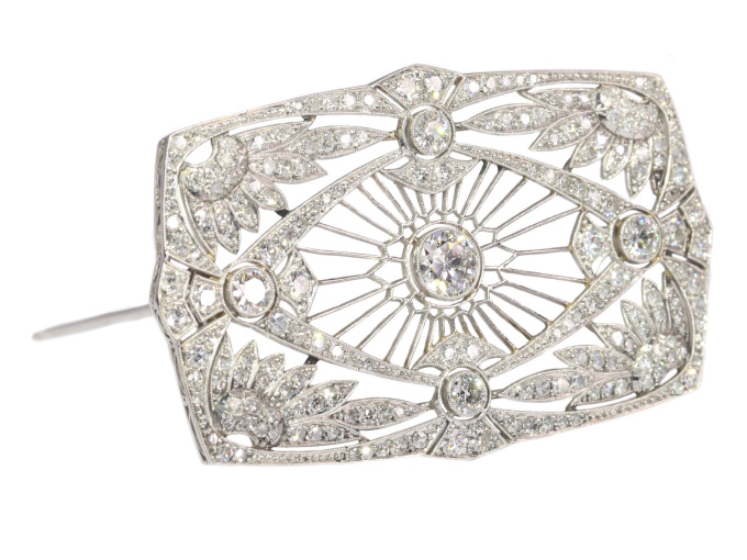 Vintage Art Deco diamond brooch set with 5.33 crt total diamond weight by Unknown Artist